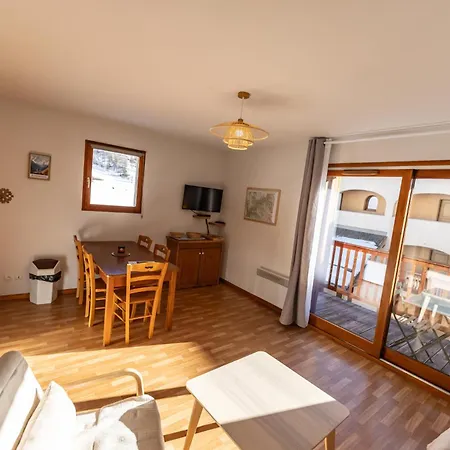 Apartment Bel 6pers Lumineux - - Parc Naturel Du Queyras