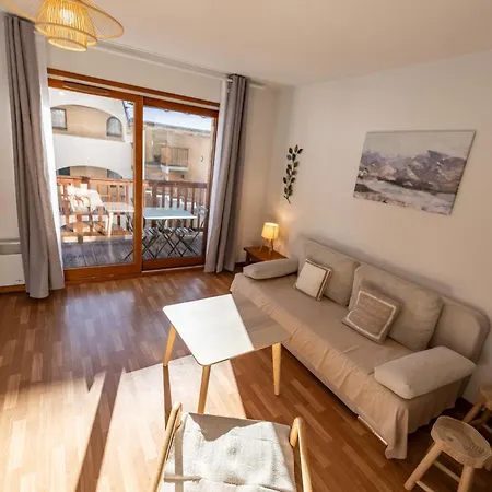 Apartment Bel 6pers Lumineux - - Parc Naturel Du Queyras *